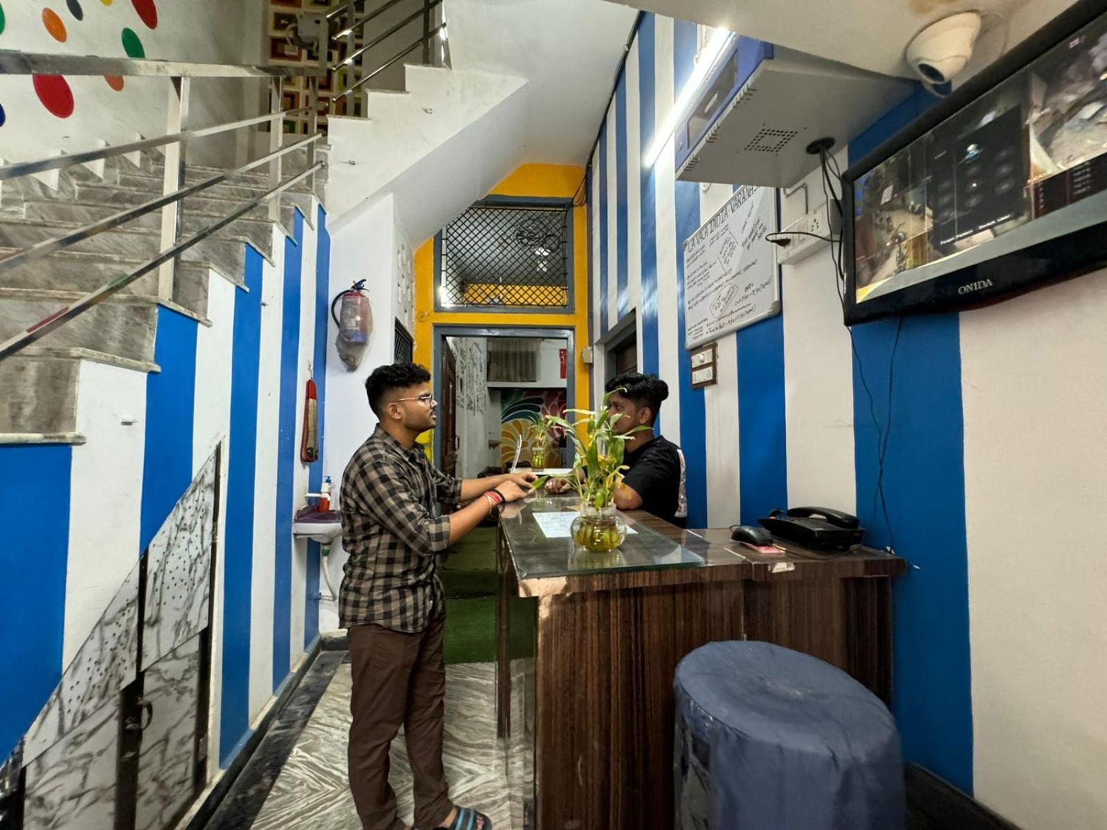 Cookies Stay Varanasi Luaran gambar